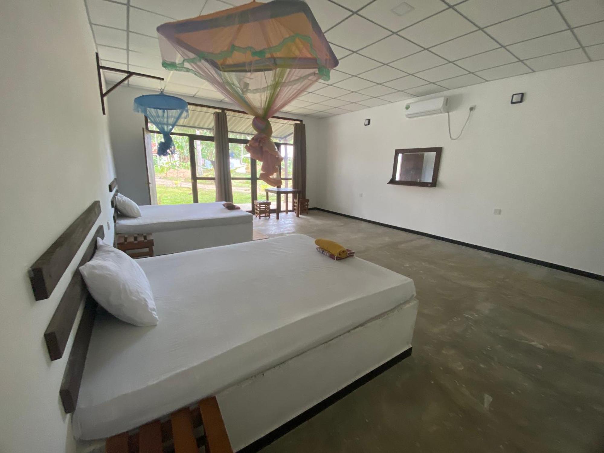 Paramount Safari Cottage ウダワラウェ エクステリア 写真