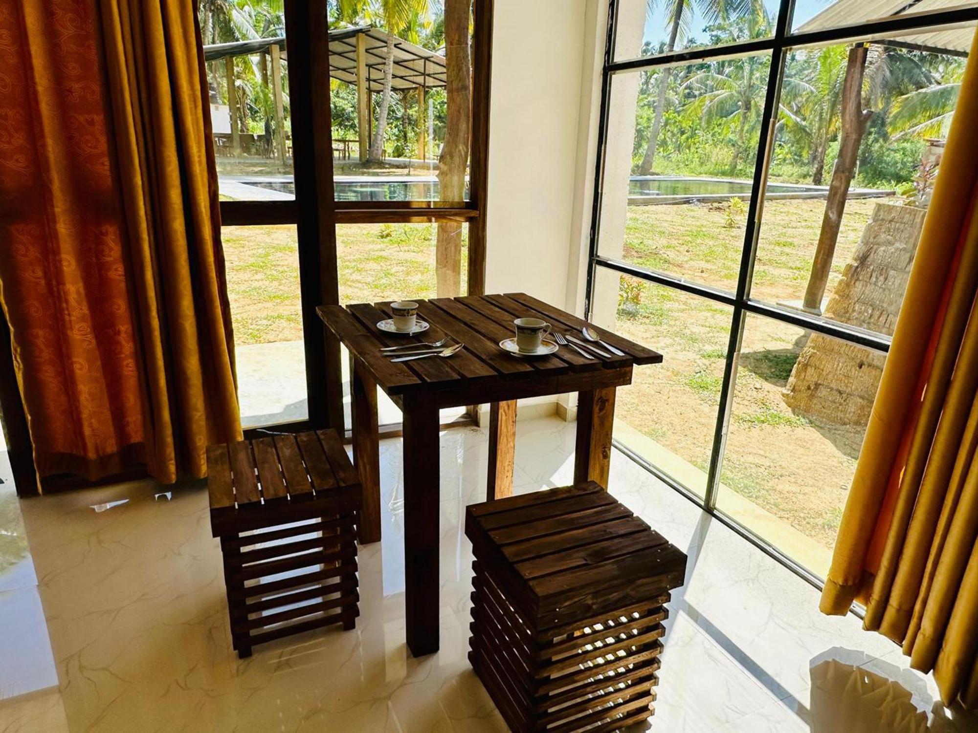 Paramount Safari Cottage ウダワラウェ エクステリア 写真